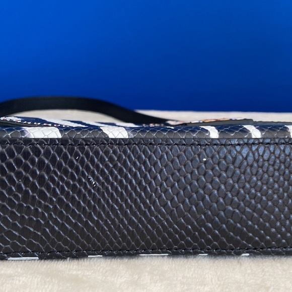 Gorgeous and exotic! Brighton Africa Stories Tarina Python Baguette Handbag. - Picture 16 of 16